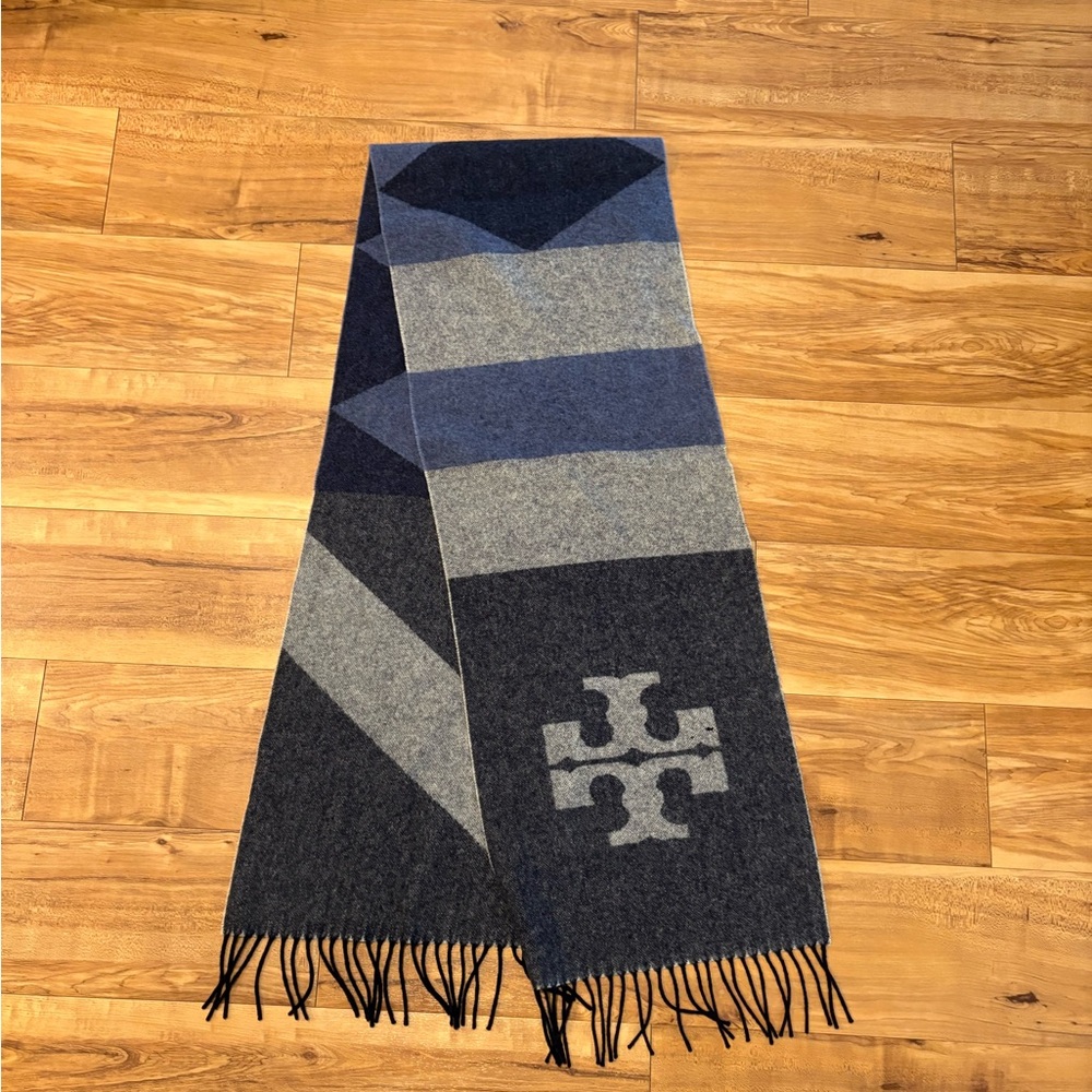 Tory Burch Carnavalet Logo Cashmere Wool Scarf
